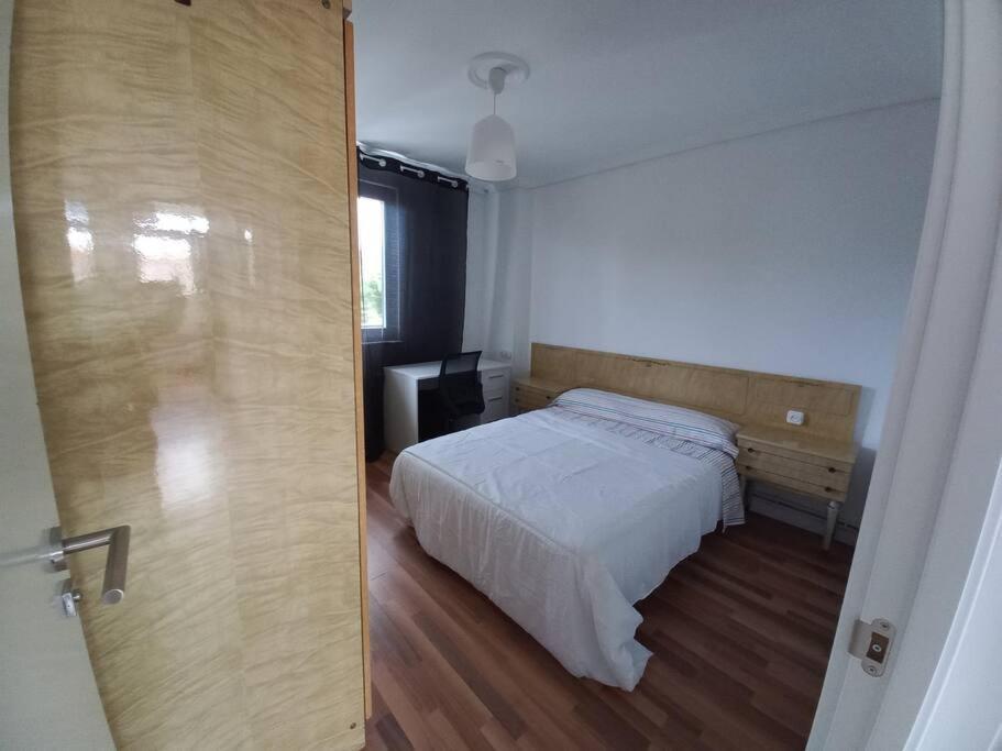 Apartamento En Santander Soleado Y Con Terraza. Exterior photo
